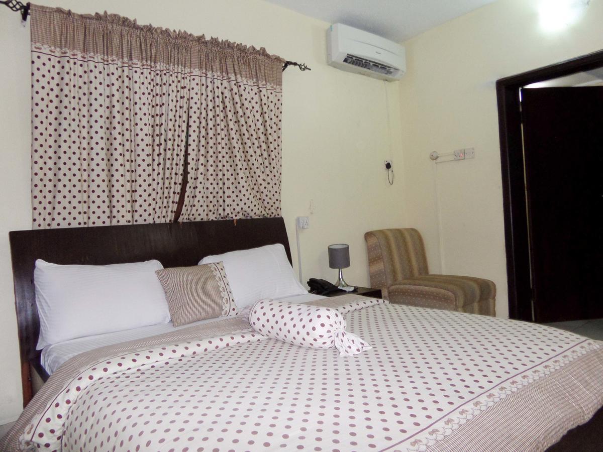 Peerage Retreat And Resort Aliayabiagba Екстер'єр фото