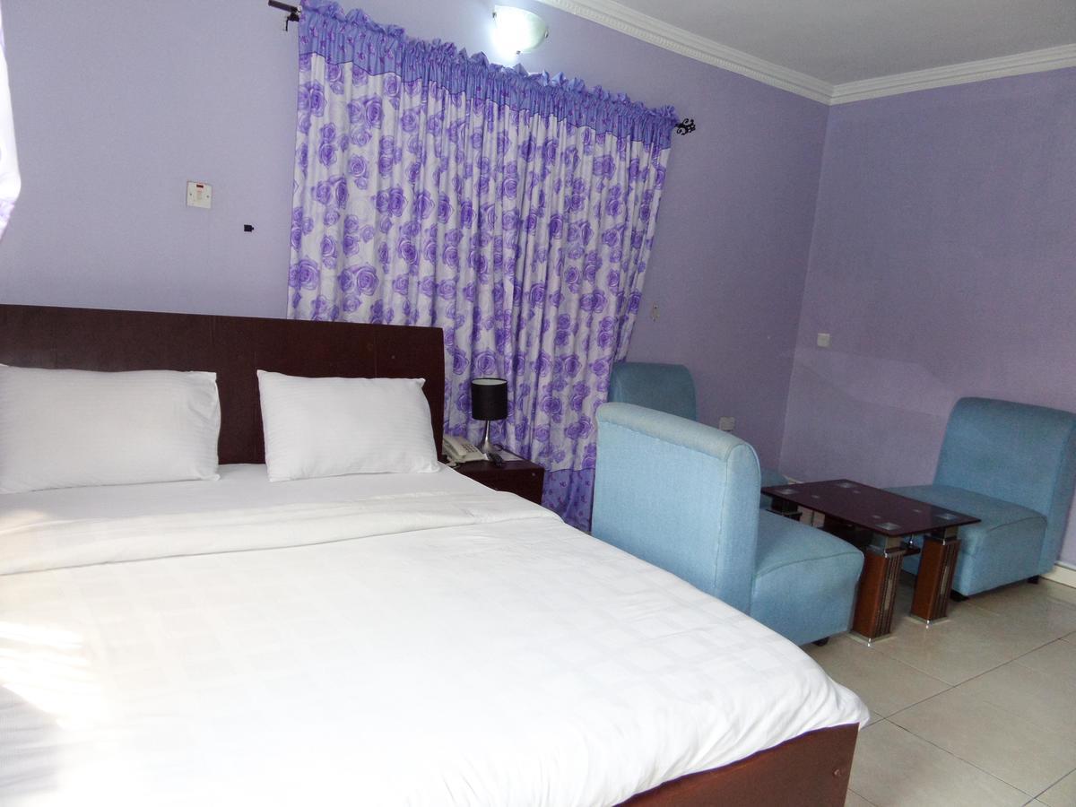 Peerage Retreat And Resort Aliayabiagba Екстер'єр фото
