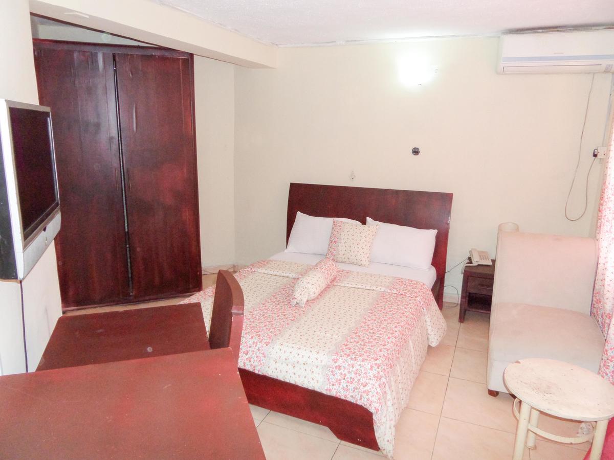 Peerage Retreat And Resort Aliayabiagba Екстер'єр фото